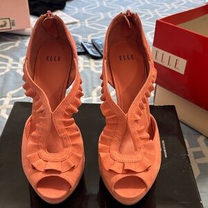 Elle Women's Coral Ruffle Heels